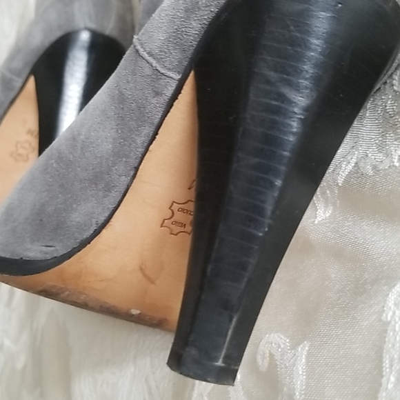 Suede boots - Picture 4 of 6